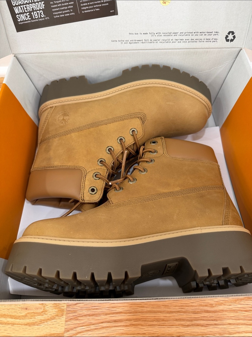 Timberland waterproof women’s wheat brown boots - lace-Up - size 10 *brand new*